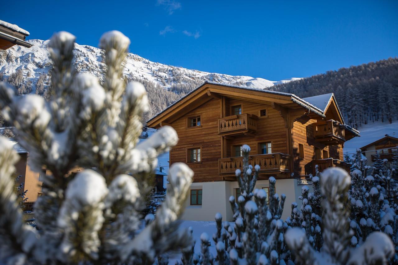 Les Fleurs Bleues Aparthotel Livigno Kültér fotó